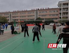 【华体网】永州十中举行教职工气排球比赛