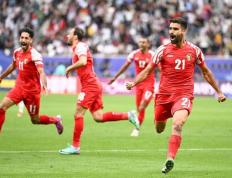 【华体网】补时绝杀伊拉克后，“约旦梅西”离亚洲杯4强更近了