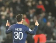 【华体网】巴黎圣日耳曼队的球员梅西（Lionel Messi）在比赛中表现出不同寻常的情绪