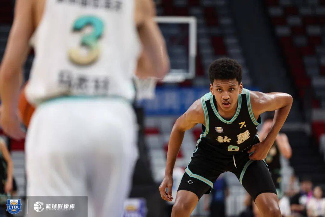 【华体网】 全国U19青年篮球联赛落幕成都，赋能篮球青训「向上」发展