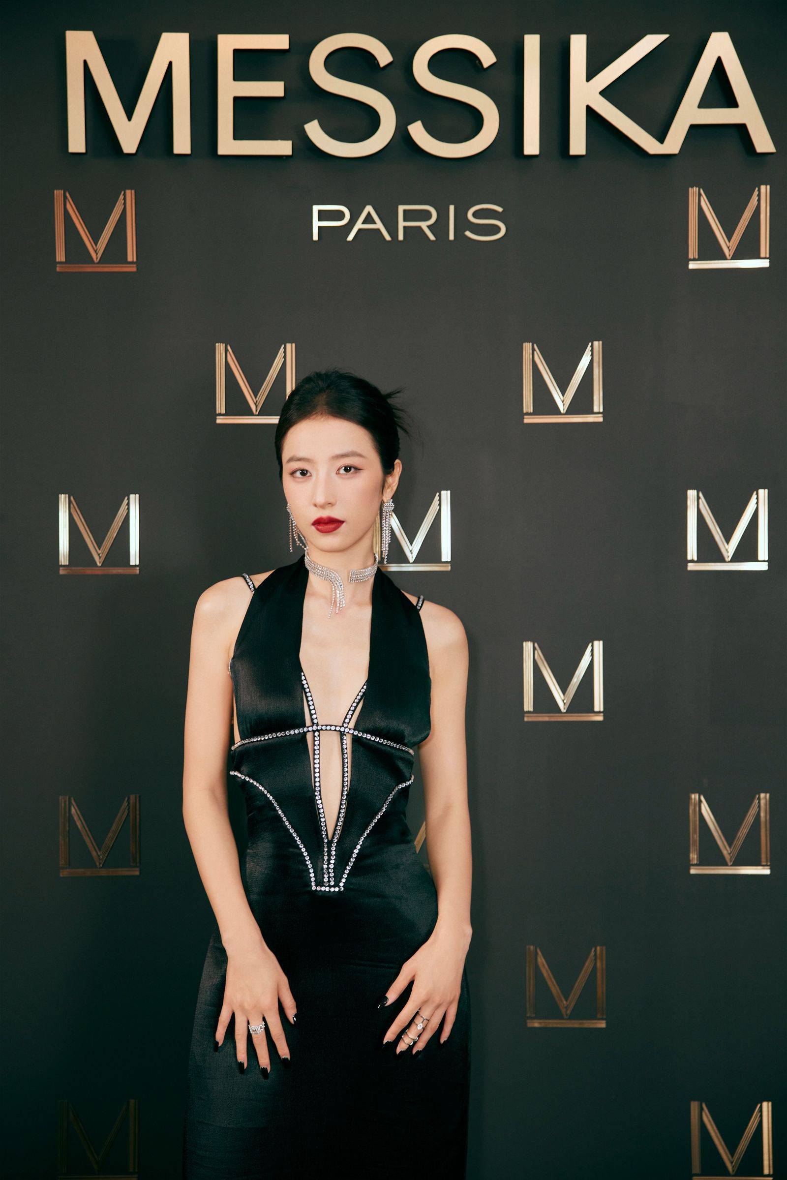 【华体网】时尚媒体|梦幻巴黎之夜：Messika梅西卡的高级珠宝秀|广州时尚媒体