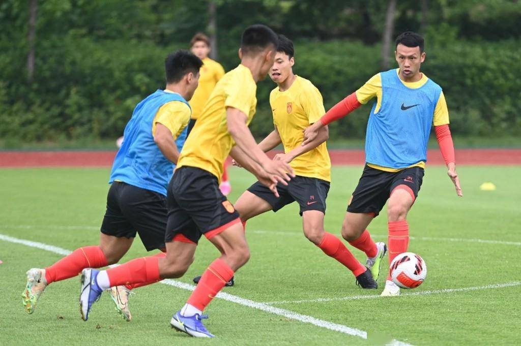 【华体网】世界第79位 亚洲第11位 中国男足2023年排名锁定
