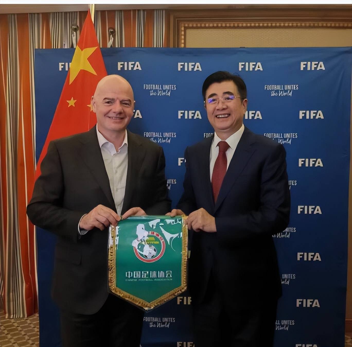 【华体网】恨铁不成钢，国际足联投入5635万支持中国足球，他们花钱让人愤怒！