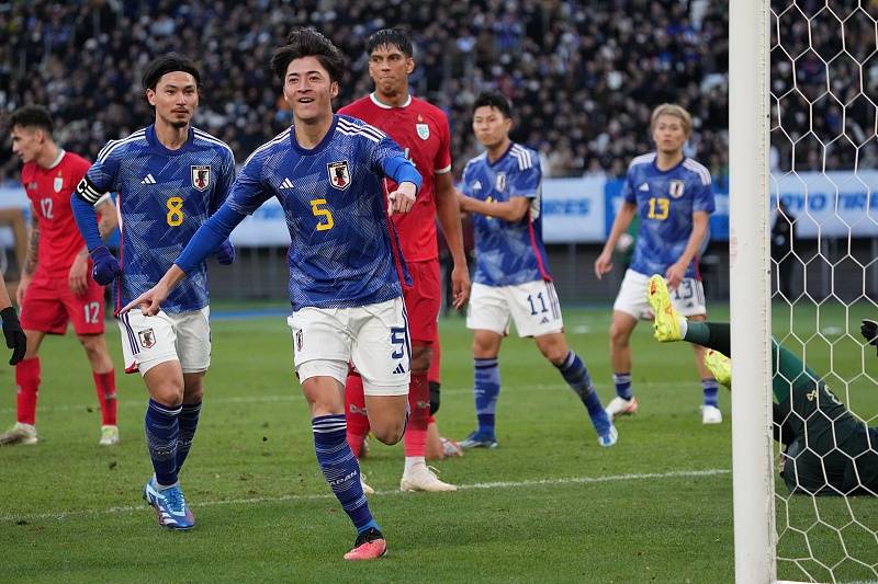 【华体网】5比0大胜泰国队 日本男足国际赛事强弱通吃