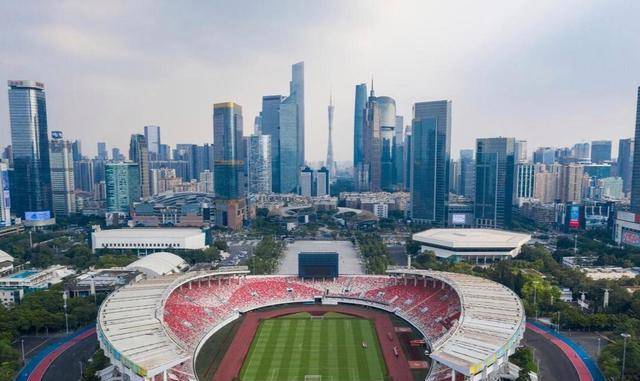 【华体网】广州队获得中甲资格，中国足球联赛准入名单公布