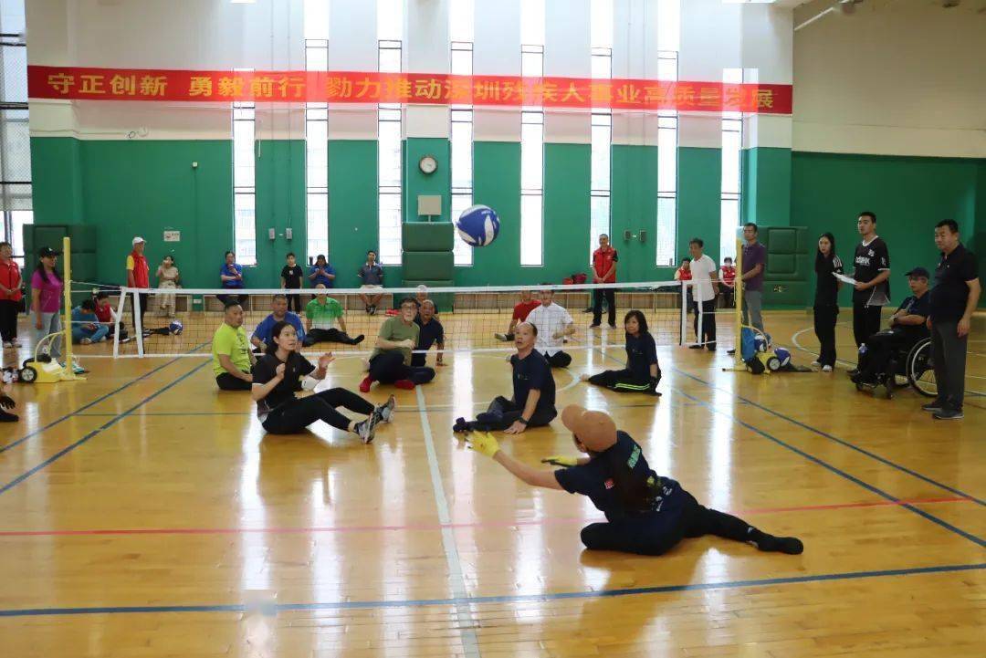 【华体网】深圳市肢残人协会举办深港两地气排球交流活动